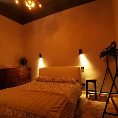 Curt Da Beta - Casa Vacanze Con Giardino In Corte Del XVIII Secolo Malnate Eksteriør bilde