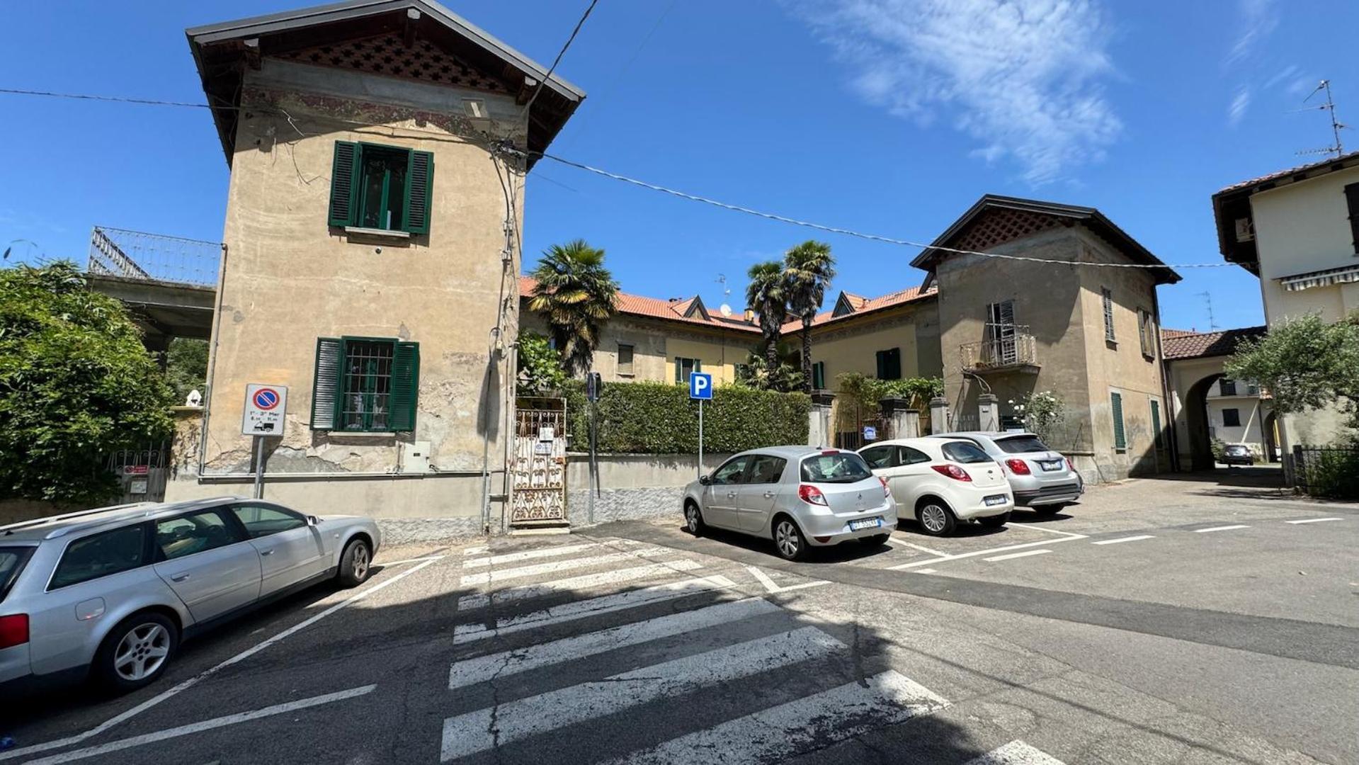 Curt Da Beta - Casa Vacanze Con Giardino In Corte Del XVIII Secolo Malnate Eksteriør bilde